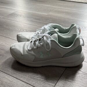 Under Armour Women's Light Gray Sneakers